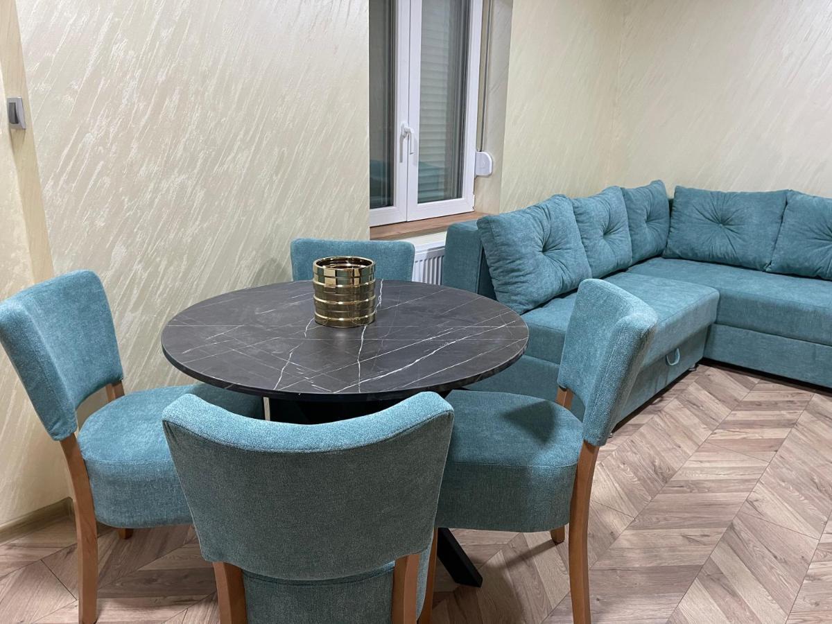 Pink House Apartments Ягодина Екстер'єр фото