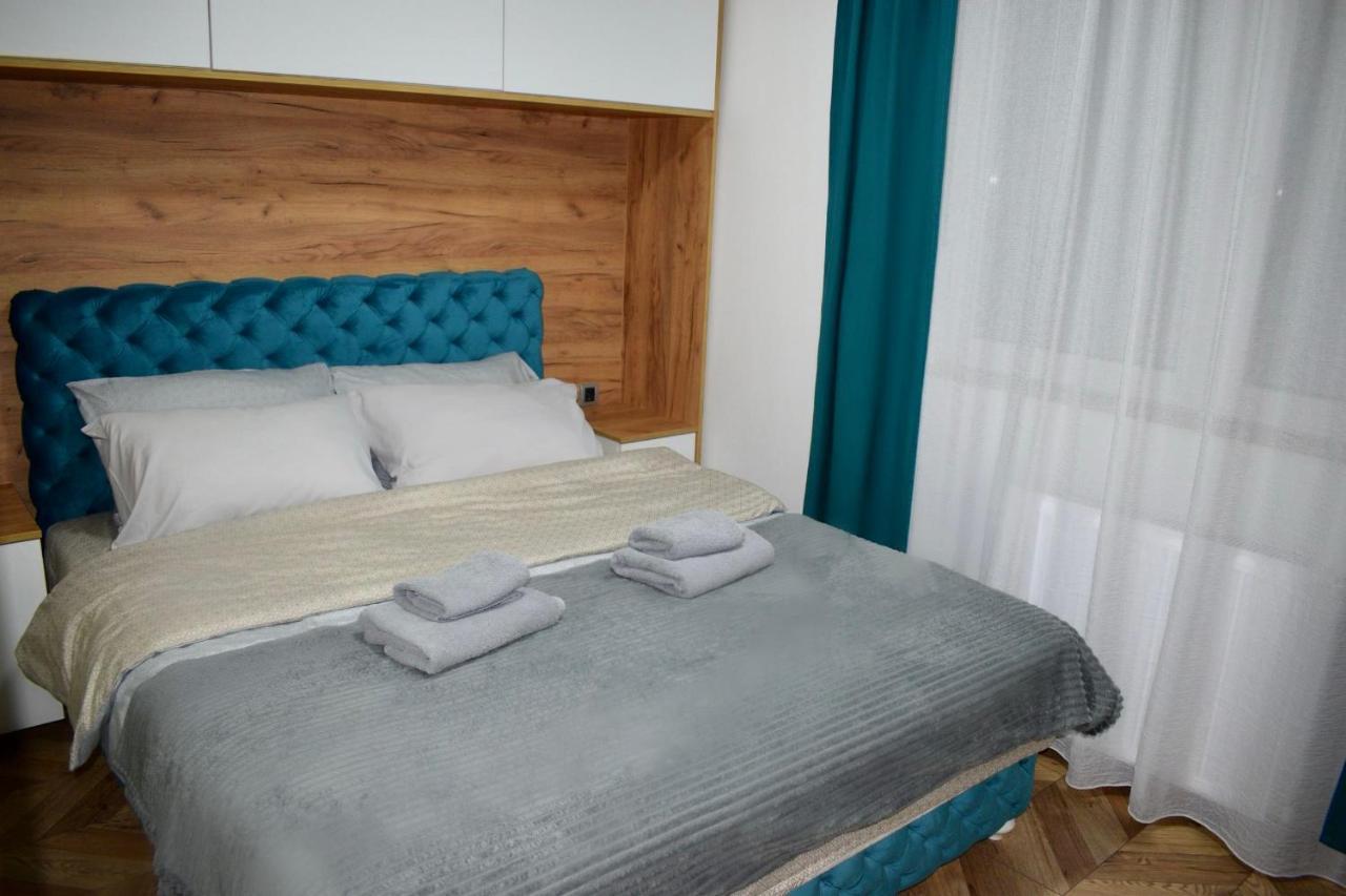 Pink House Apartments Ягодина Екстер'єр фото